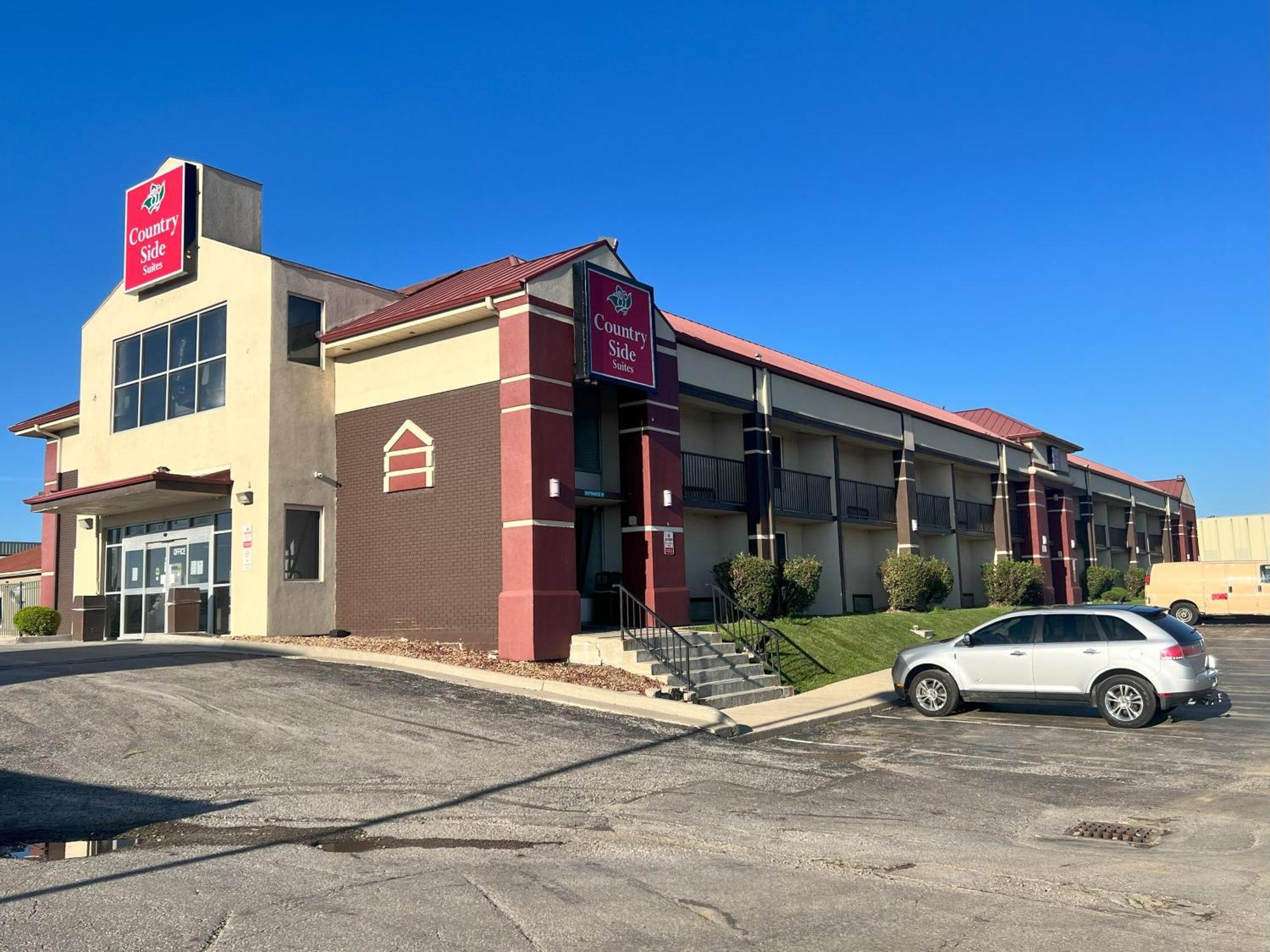 Countryside Suites Kansas City Independence I-70 East Sports Complex Hotel Exteriör bild