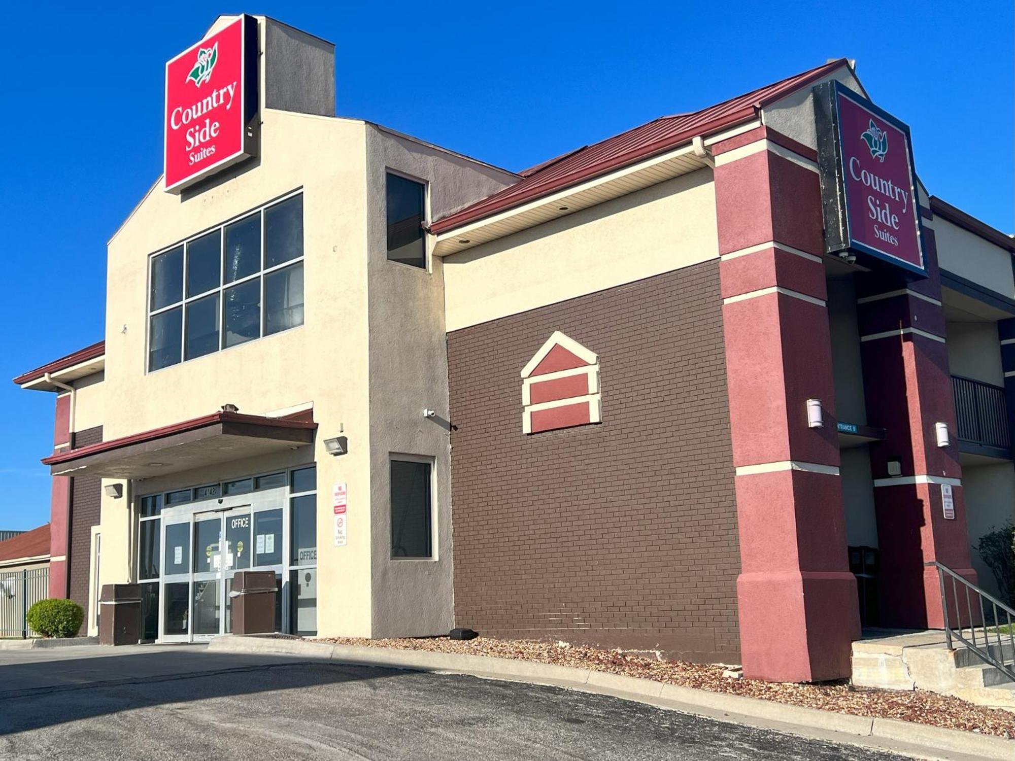 Countryside Suites Kansas City Independence I-70 East Sports Complex Hotel Exteriör bild