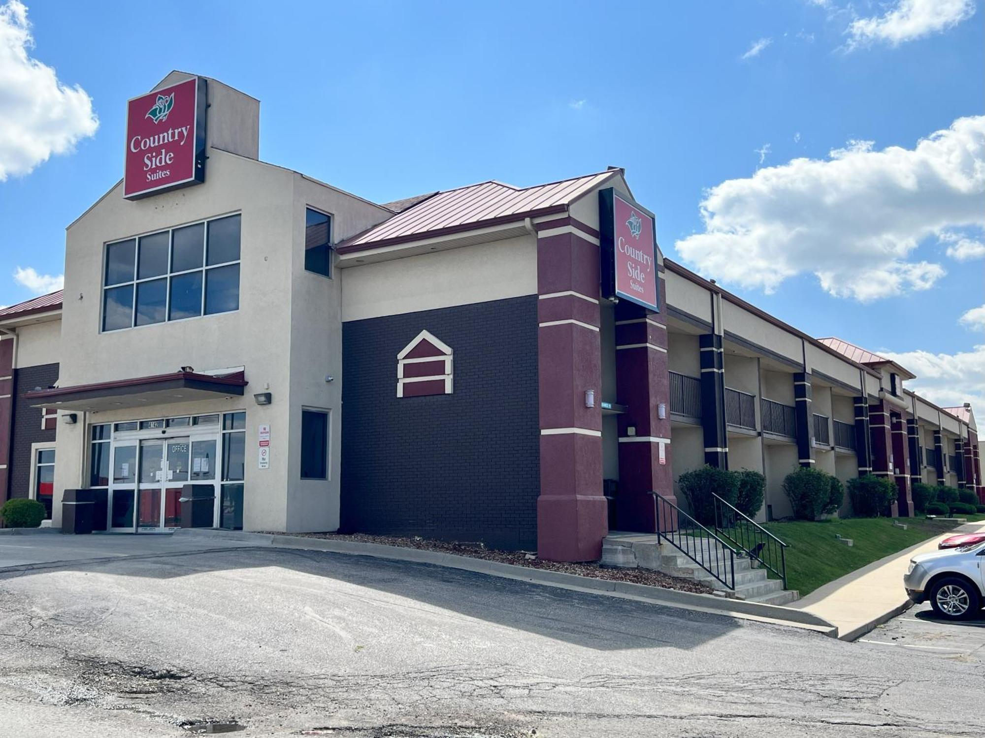 Countryside Suites Kansas City Independence I-70 East Sports Complex Hotel Exteriör bild